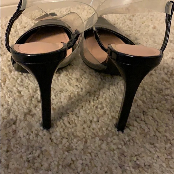 Heels - Picture 3 of 4